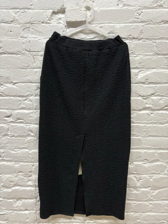 Black & cream mod crinkle midi skirt from Rita Row - Picture 3 of 5